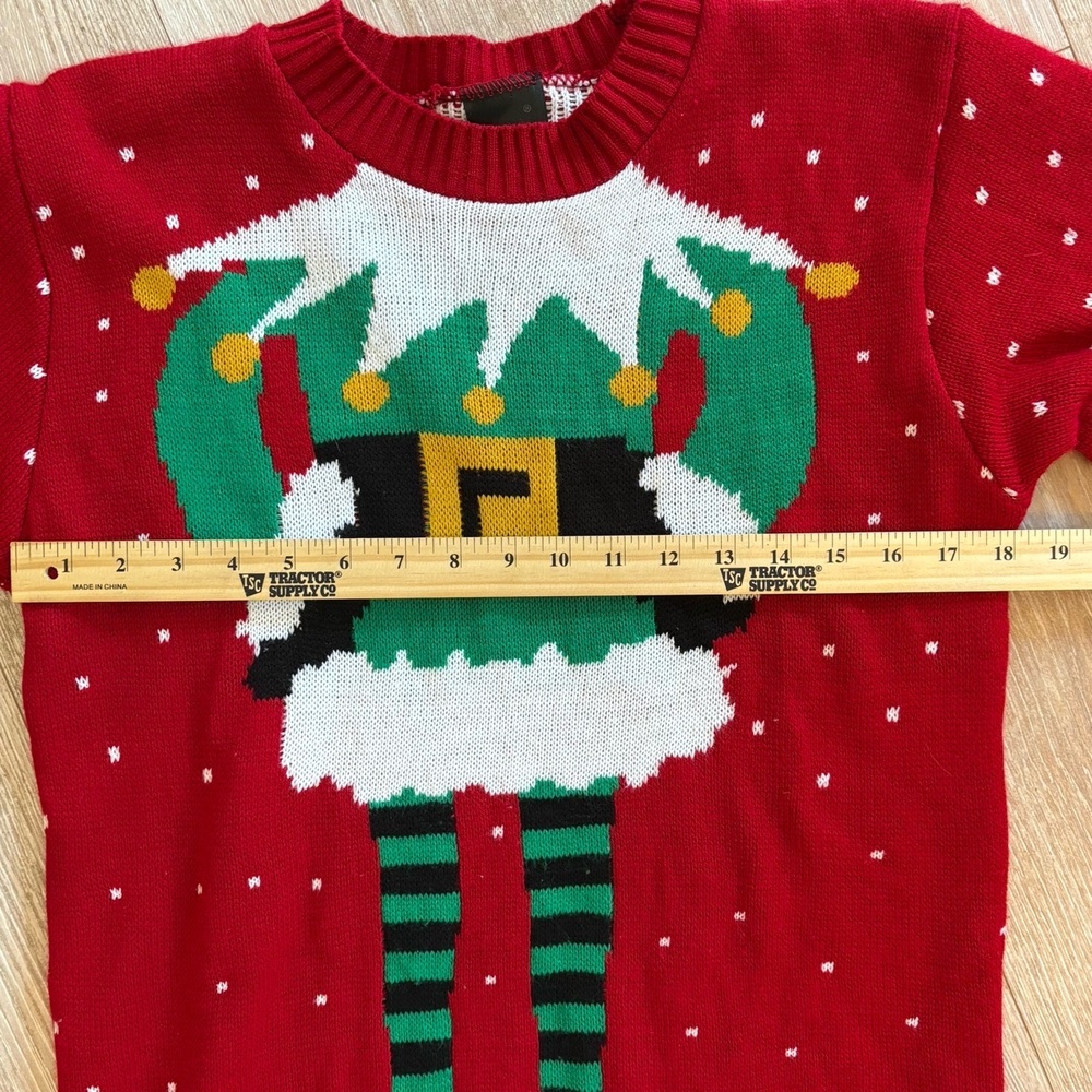 Design London Sweater  Sz Large Red Christmas Elf Design Crew Neck Festive - Picture 7 of 8